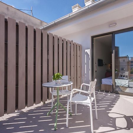 Livensa Living Studios - Valencia Viveros Экстерьер фото