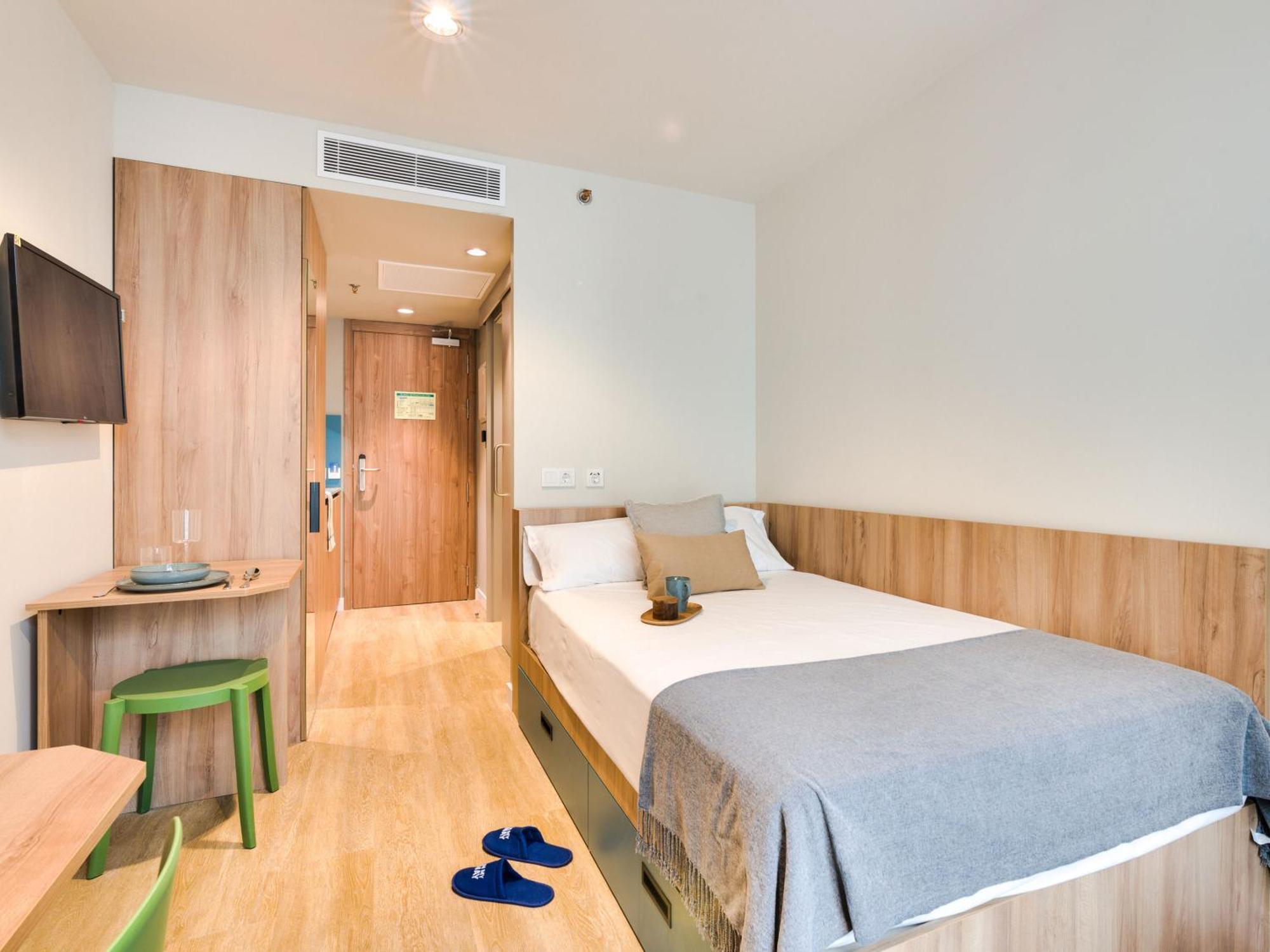 Livensa Living Studios - Valencia Viveros Экстерьер фото